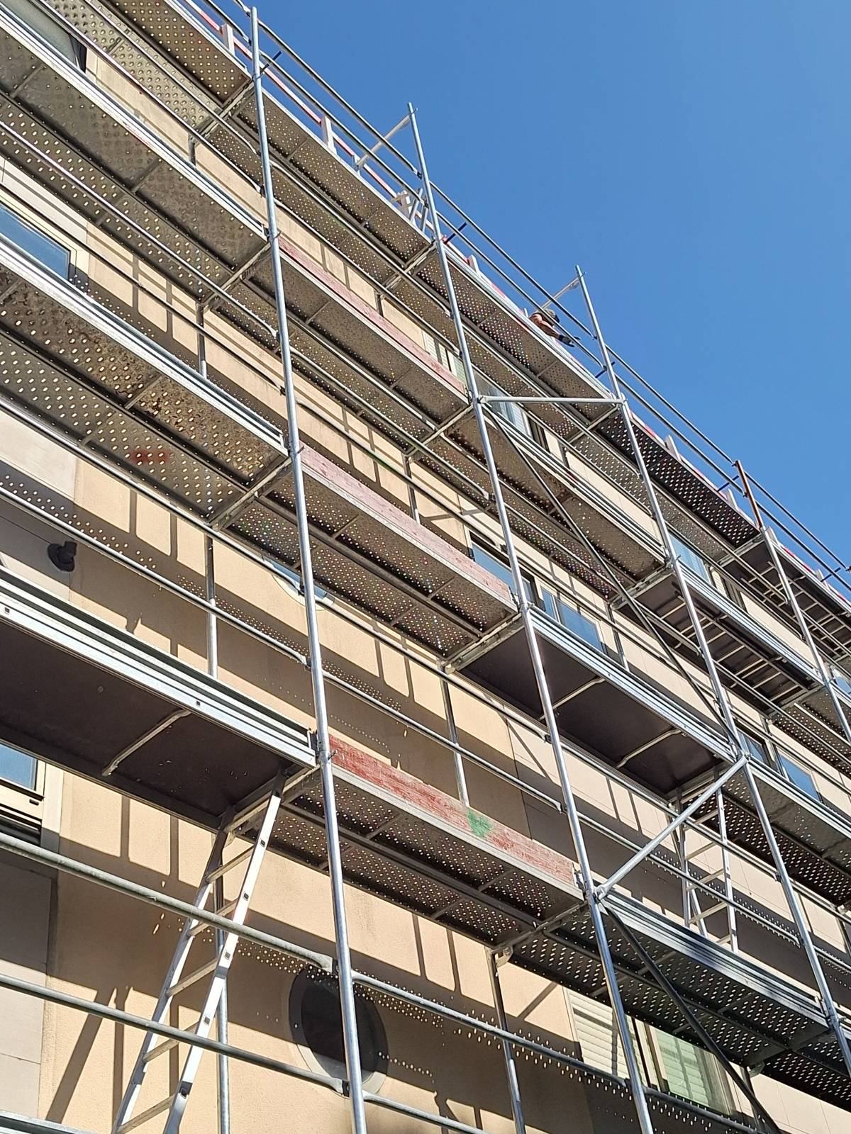 mvconstruçoes lda - Gondomar - Entreprises de déménagement