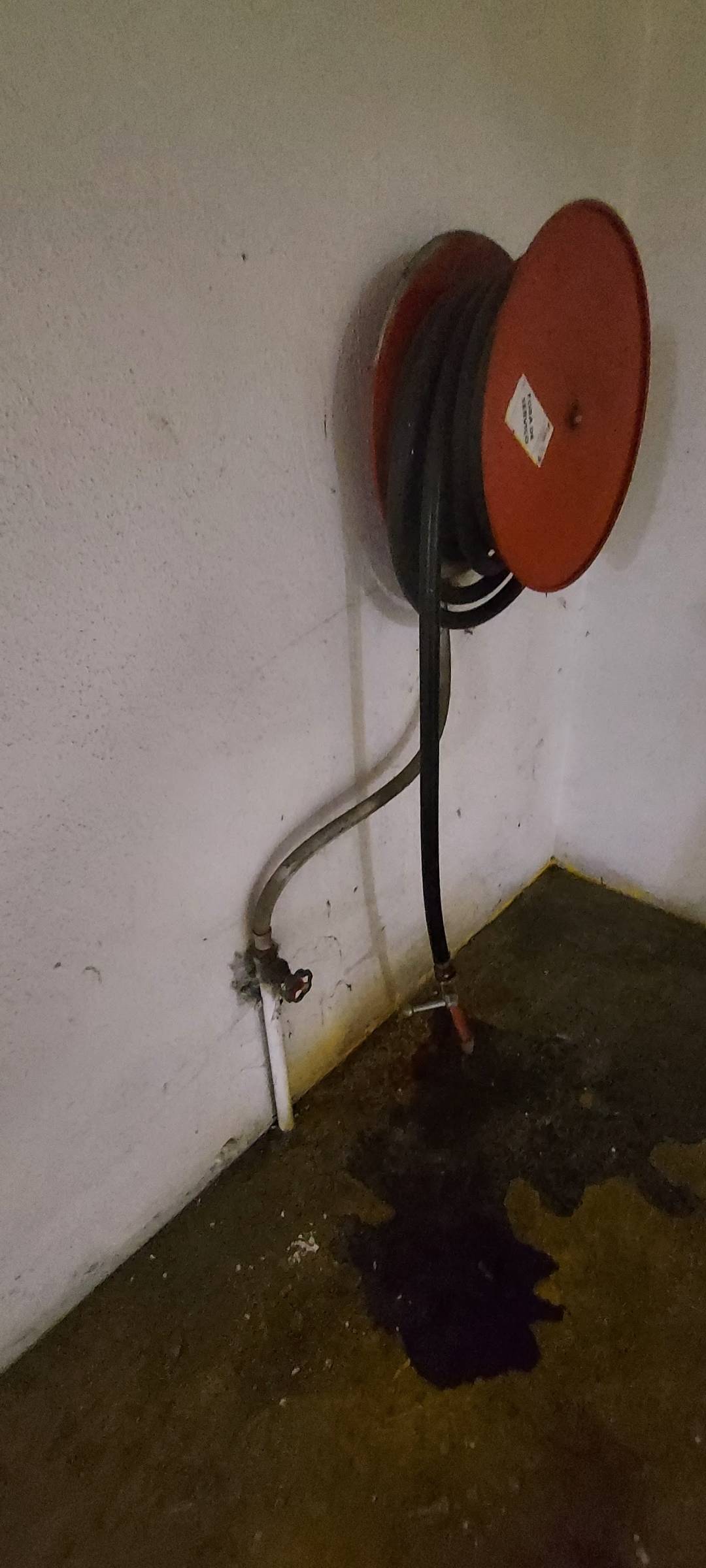 CBNJ REMODELAÇÕES - Arruda dos Vinhos - Canos Furados ou Problemas com Torneiras