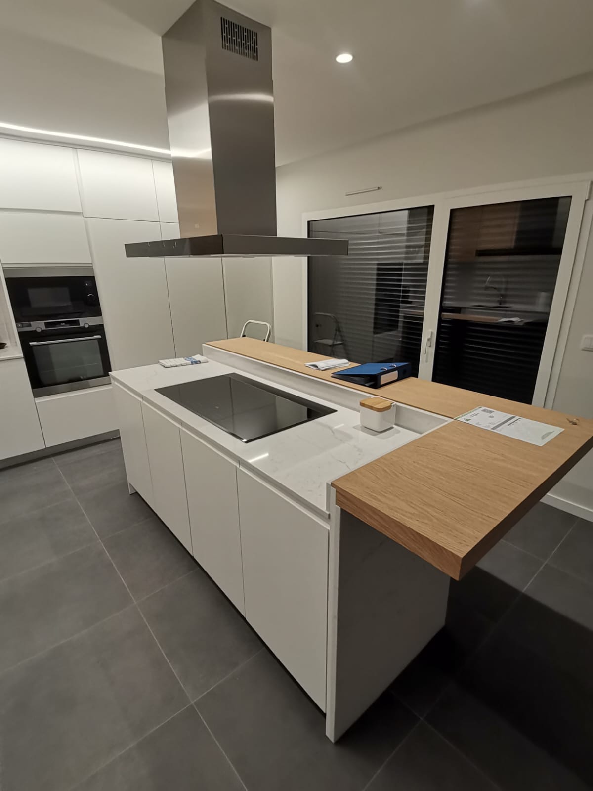 Santos & Scheffer | Design e Remodelação de Interiores - Sintra - Roupeiros
