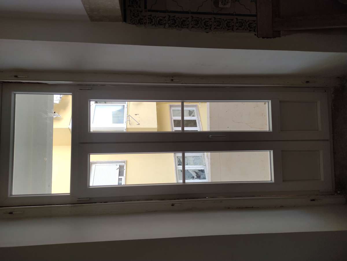 Paulo Freire - Sintra - Door Repair