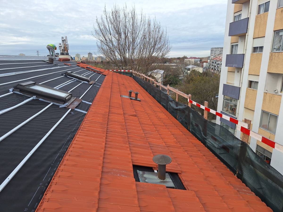 mvconstruçoes lda - Gondomar - Réparation ou entretien de toiture
