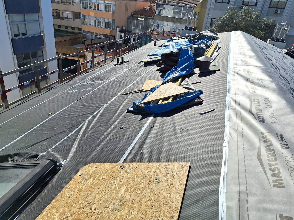 mvconstruçoes lda - Gondomar - Revêtement mural en bois