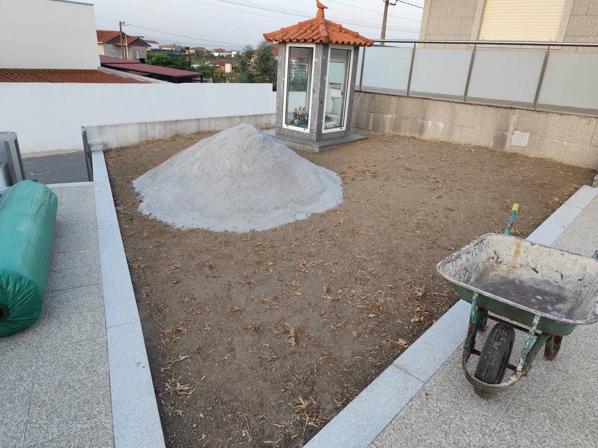 André Santos jardinagem - Vila Nova de Famalicão - Artificial Turf Installation