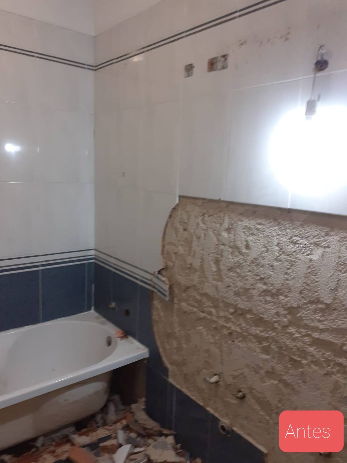 Melo Remodelações - Cascais - Tile Installation