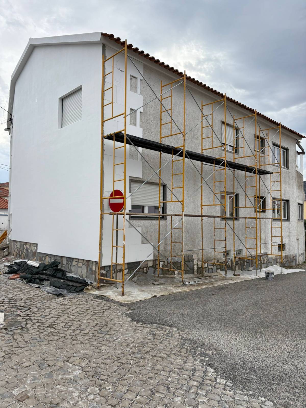 RM Remodelações - Sintra - Innenanstrich