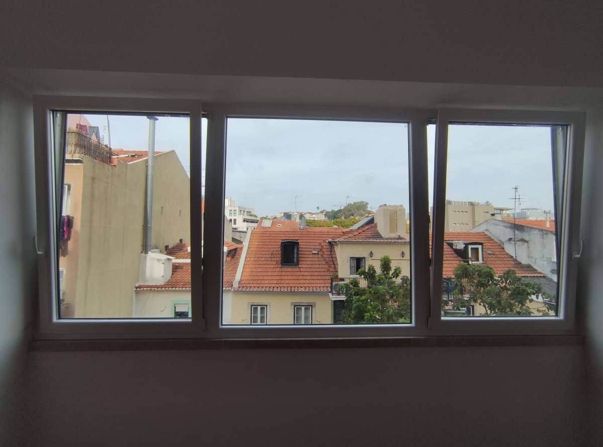 Paulo Freire - Sintra - Shutter Repair