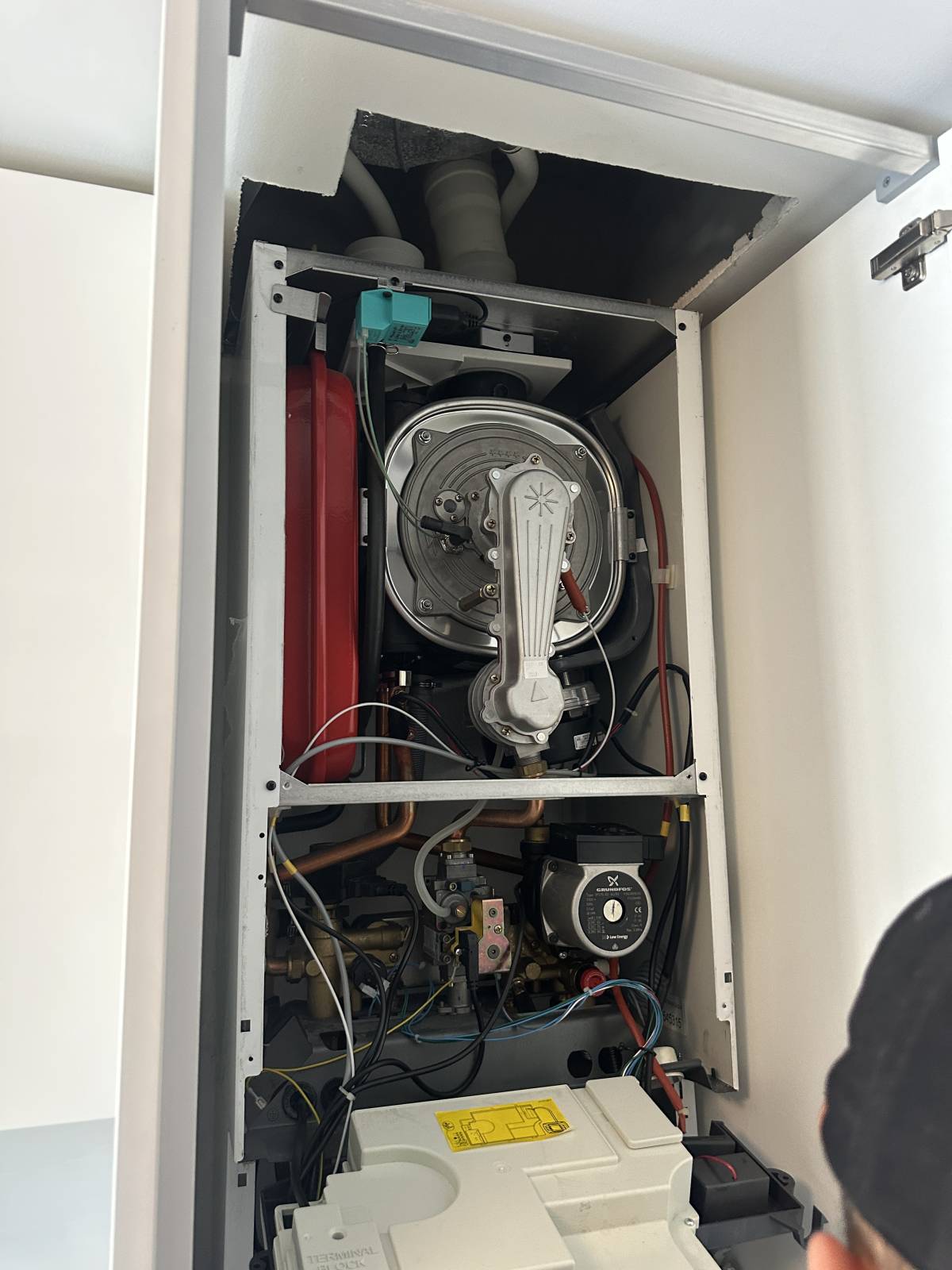 Global services - Amadora - Rohrleitungen im Außenbereich reparieren oder warten