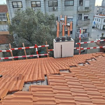 mvconstruçoes lda - Gondomar - Revêtement mural en bois