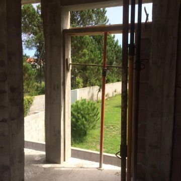 mvconstruçoes lda - Gondomar - Réparation ou remplacement de revêtement de sol en pierre ou carrelage