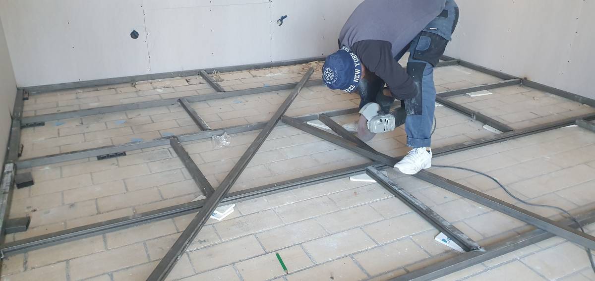 Nogueira Grilo Lda - Albufeira - Beton schneiden