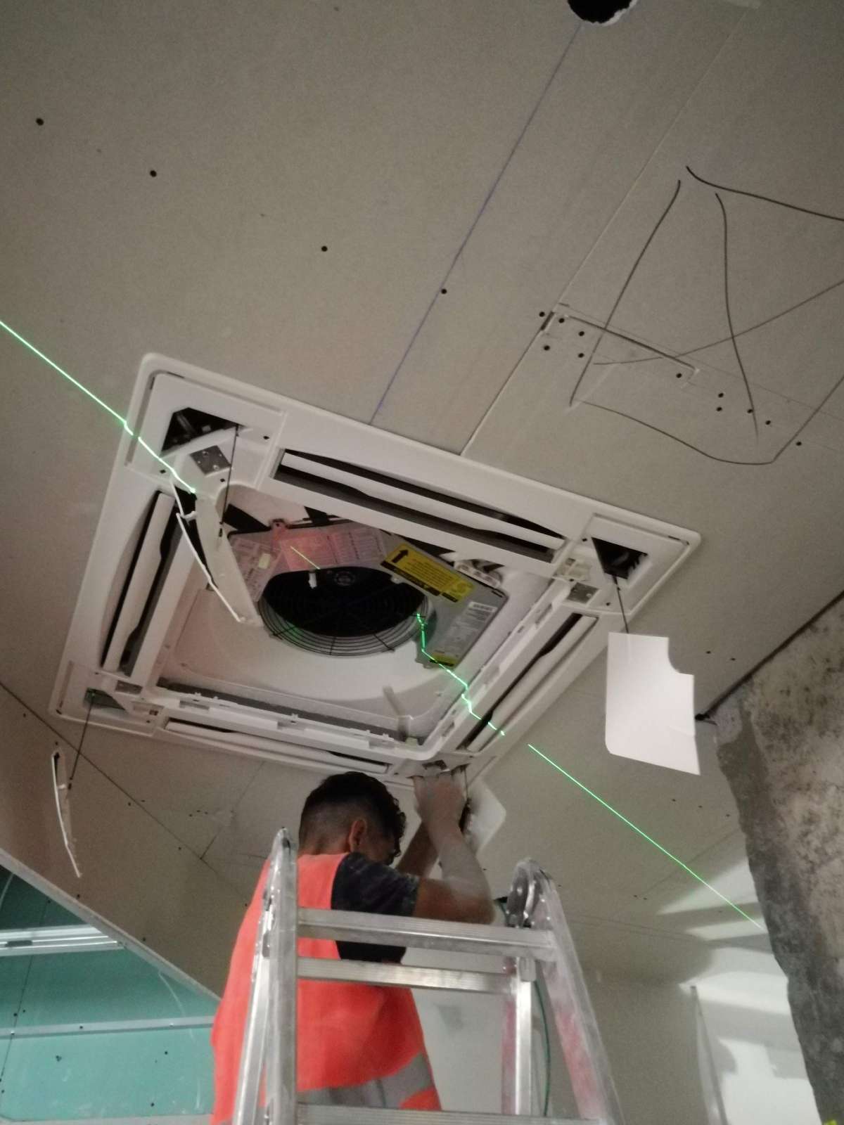 André & Fernando Jorge - Avac, Lda - Palmela - Instalación o reemplazo de bombas de calor
