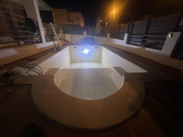 Quality Pool - Seixal - Rohrleitungen reparieren