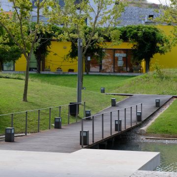 Jardins da Boavista - Lisboa - Tratamento de Relvado