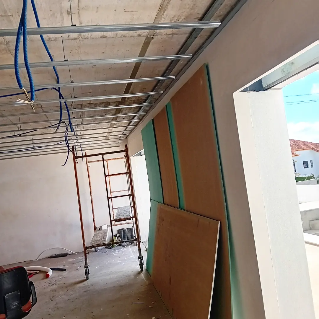 InovArt's Drywall - Sesimbra - Problemas Elétricos e de Cabos