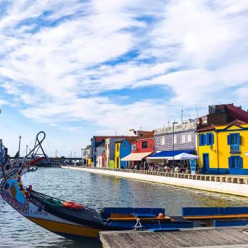 Paulinho - Aveiro - Transportes e Guias Turísticos