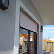 Ricardo Jorge Reis Rodrigues - Torres Vedras - Instalação ou Substituição de Portão de Garagem