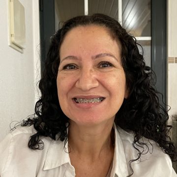 Irene Cavalcante - Olhão - Limpeza a Fundo