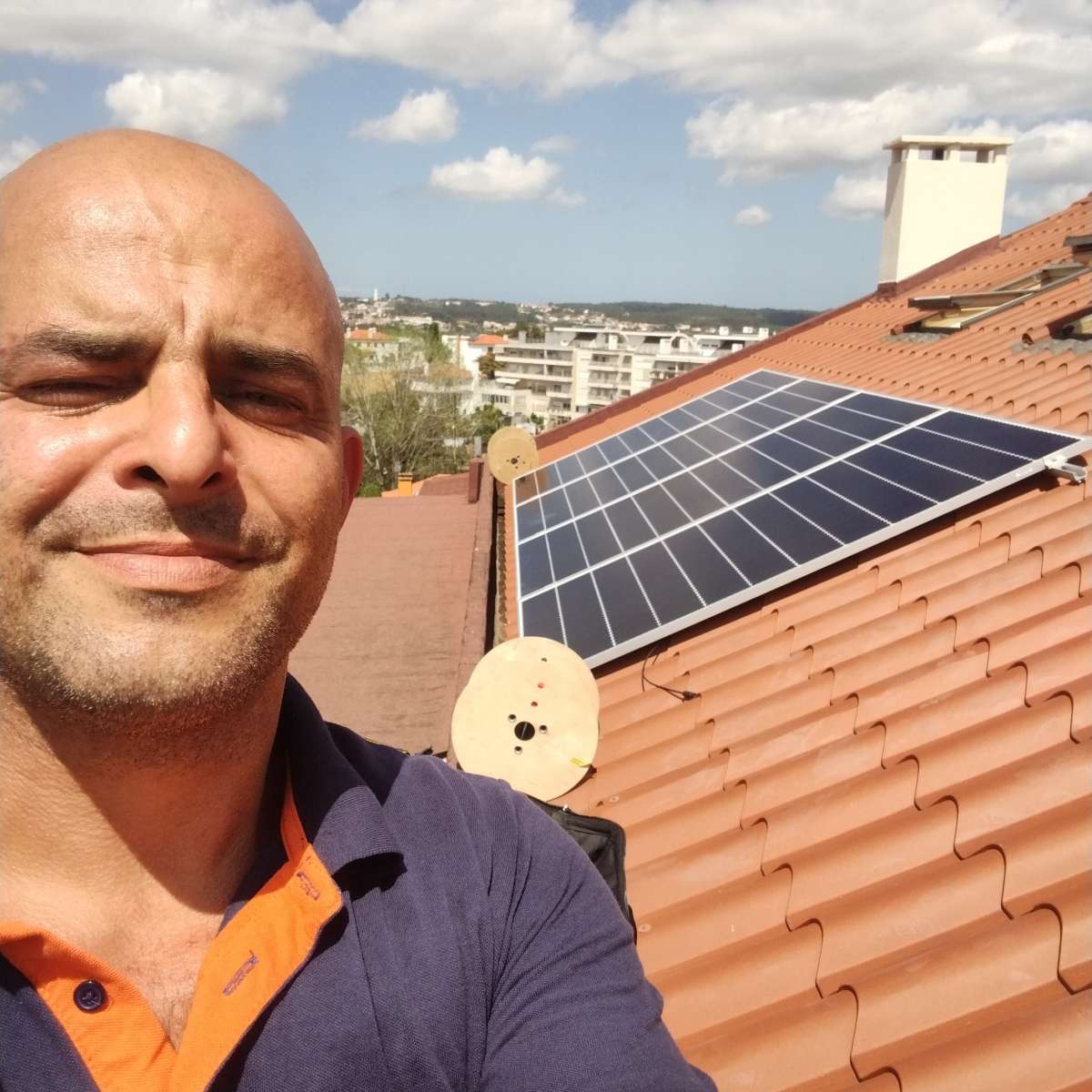 Márcio Thomé - Porto - Rohrleitungen im Außenbereich reparieren oder warten