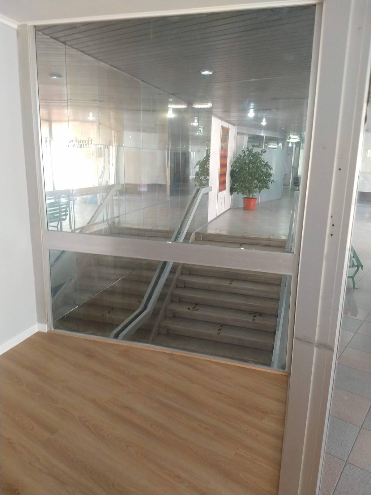 NG Construções LDA - Almada - Garage Door Repair