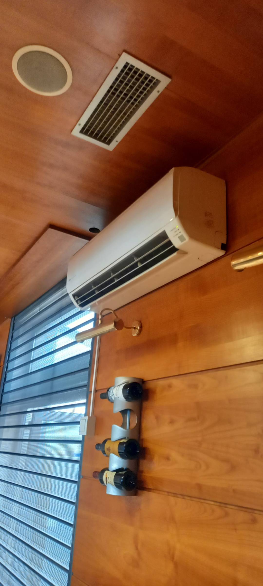 Jailson - Benavente - Zentrale Klimaanlage warten