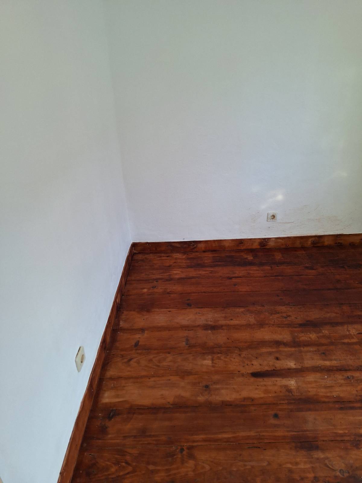 COLECIONADOR DE TRABALHO - Seixal - Drywall Installation and Hanging