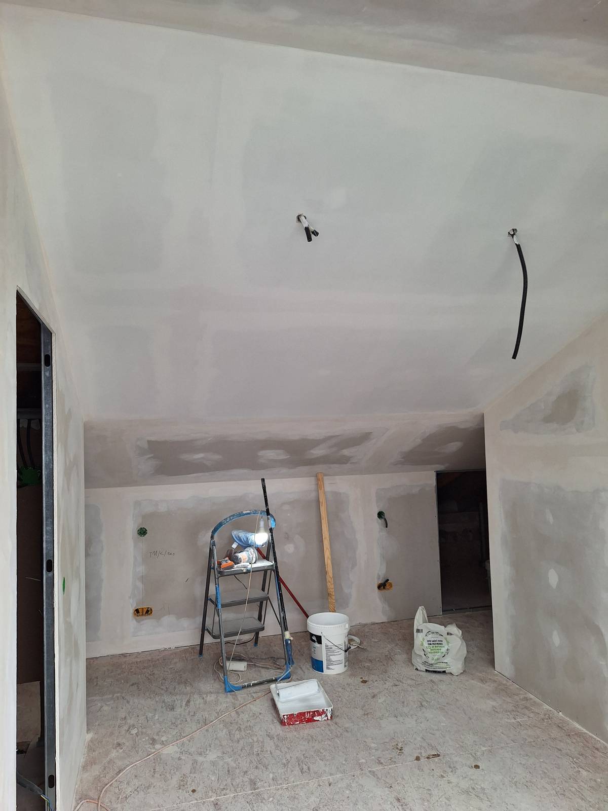 COLECIONADOR DE TRABALHO - Seixal - Window Blinds Cleaning