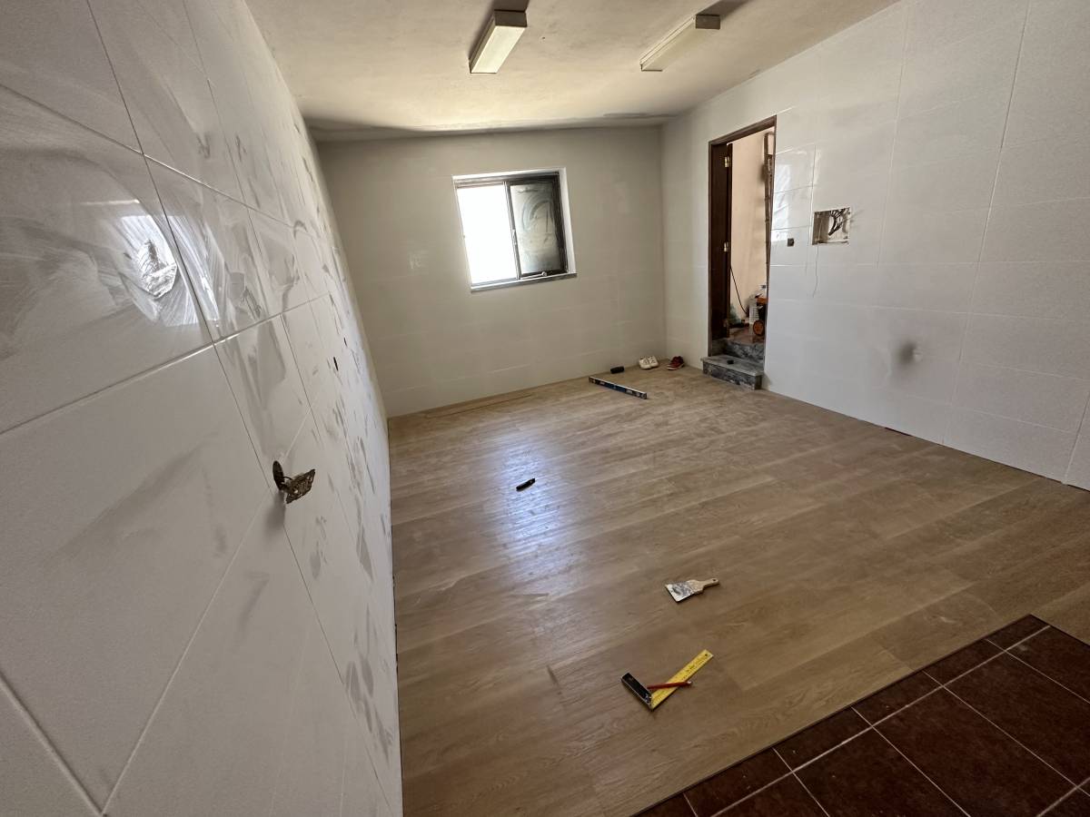Ozcontrucoes - Portel - Construção de Parede Interior