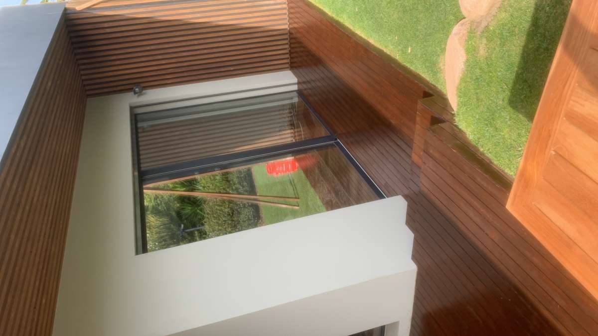 Bruno Silva - Cascais - Door Painting
