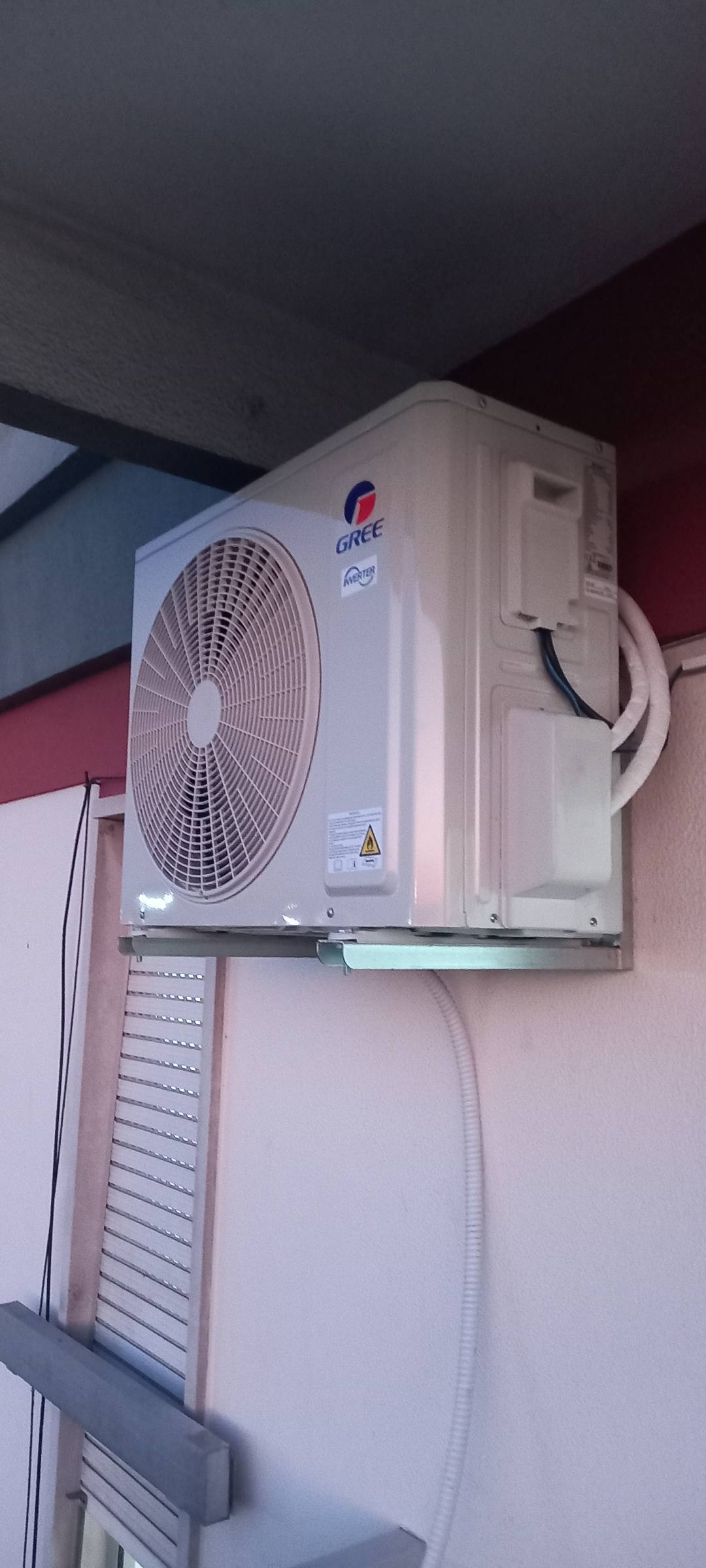 Jailson - Benavente - Zentrale Klimaanlage warten