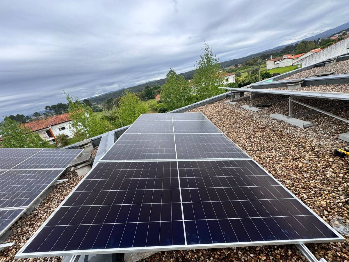 PRIMEWATT - Albergaria-a-Velha - Instalação de Painel Solar