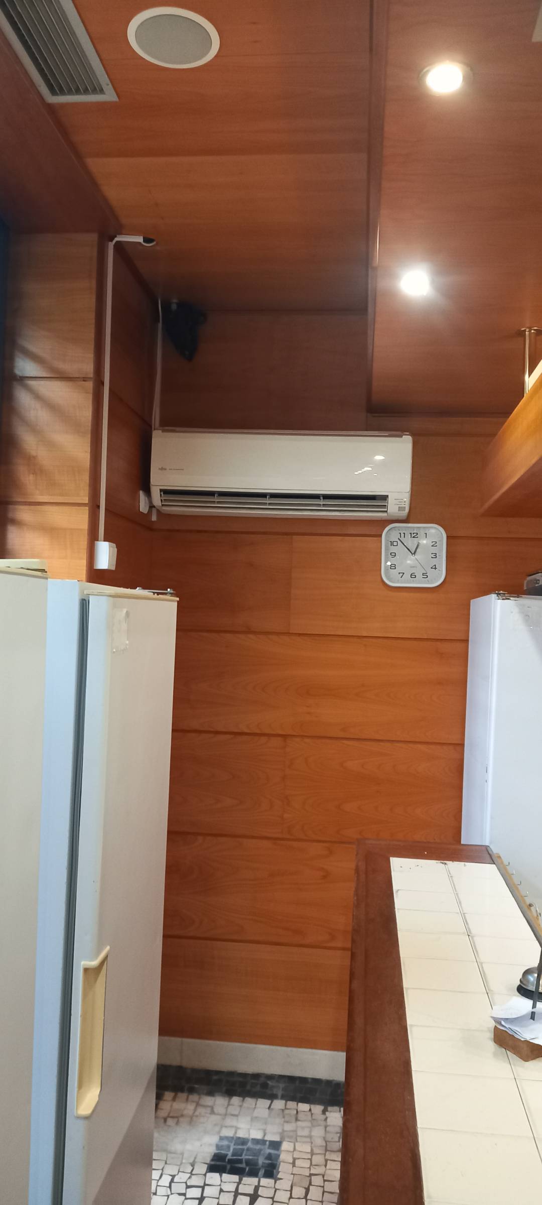 Jailson - Benavente - Zentrale Klimaanlage installieren