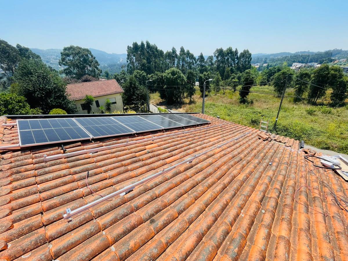 PRIMEWATT - Albergaria-a-Velha - Instalação de Painel Solar