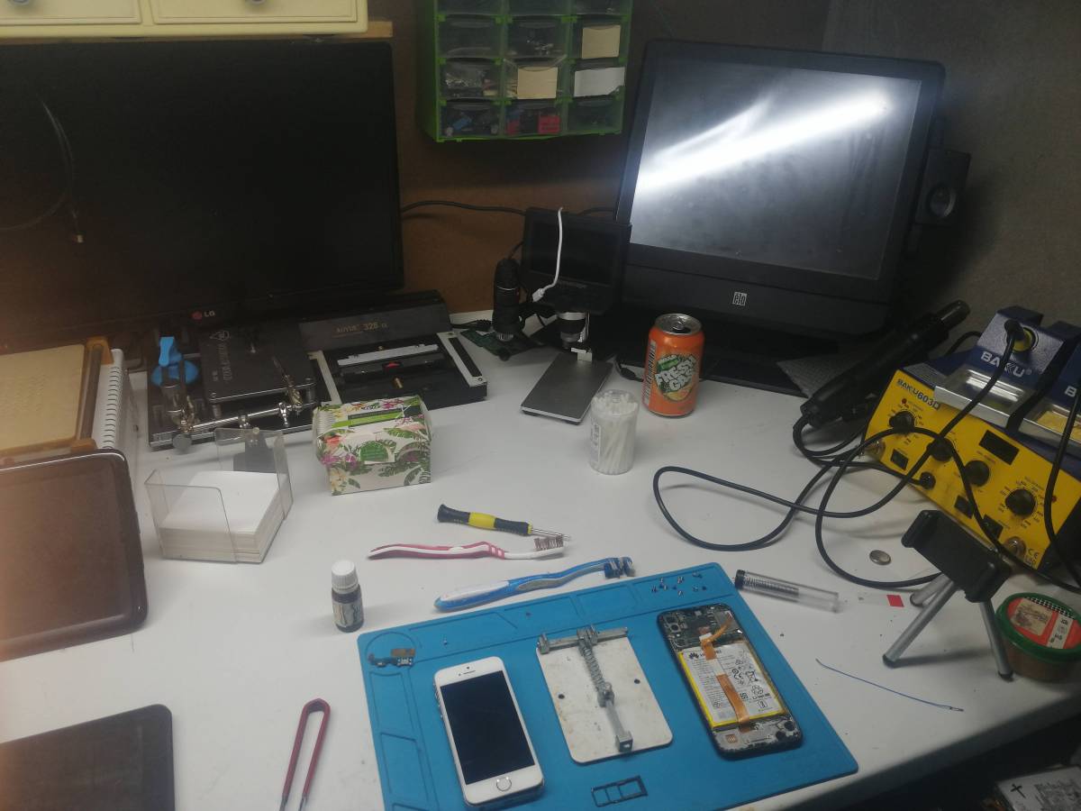 Centro de reparações - Vila Nova de Famalicão - Switch and Outlet Repair