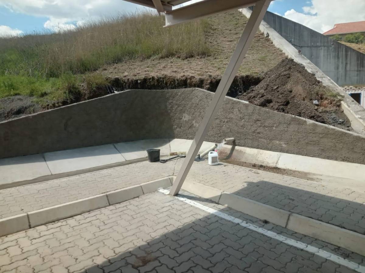J-B Construções e remodelações - São João da Madeira - Saisie de données