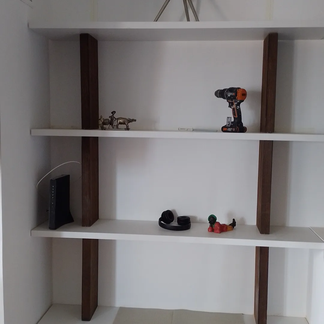 José Guzmán - Amadora - Construção de Parede Interior