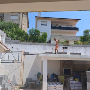 Fenda & Prumo - Sertã - Instalación de escaleras