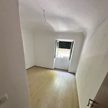 Ozcontrucoes - Portel - Reparação de Corrimão