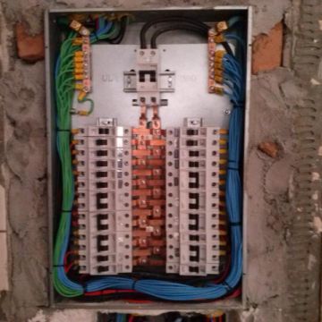 Zé soluções elétricas e reparos em geral - Leiria - Reparação de Interruptores e Tomadas
