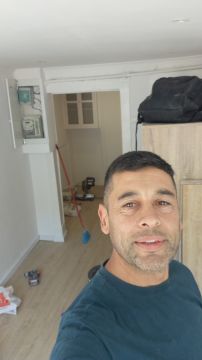 José Guzmán - Amadora - Instalação de Pavimento Vinílico ou Linóleo