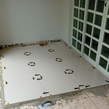 Lucas Bento - Guimarães - Peinture extérieure