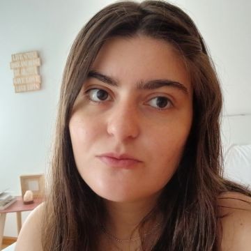 Francisca Mota - Oeiras - Explicações de Inglês