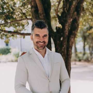 Pedro Gomes - Gondomar - Reparação de Telemóvel ou Tablet