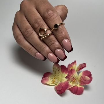 Tatiana - Santa Comba Dão - Manicure e Pedicure
