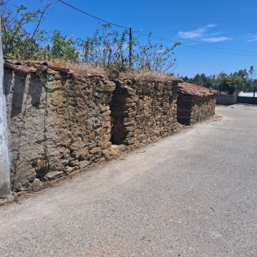 Fenda & Prumo - Sertã - Instalación de vallas
