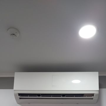 Jailson - Benavente - Zentrale Klimaanlage warten