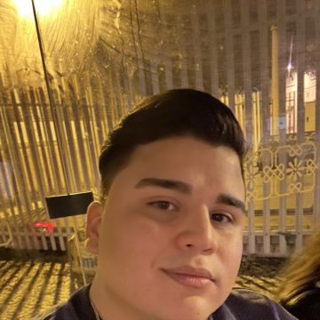 Adrian Viloria - Lisboa - Pintura de Móveis