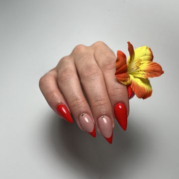Tatiana - Santa Comba Dão - Manicure e Pedicure (para Mulheres)