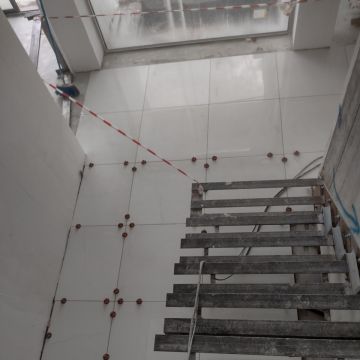 De Paula Brito construção - Faro - Installation d'escaliers