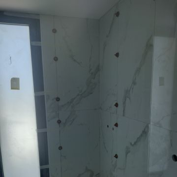 De Paula Brito construção - Faro - Installation, réparation ou retrait de revêtement mural