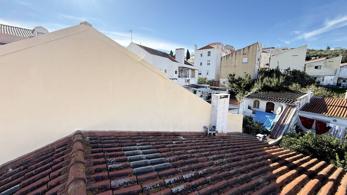 DistintoLar - Lisboa - Reparação de Persianas